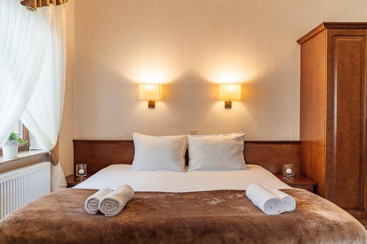 Hotel Dwor Choiny Kazimierówka Eksteriør bilde